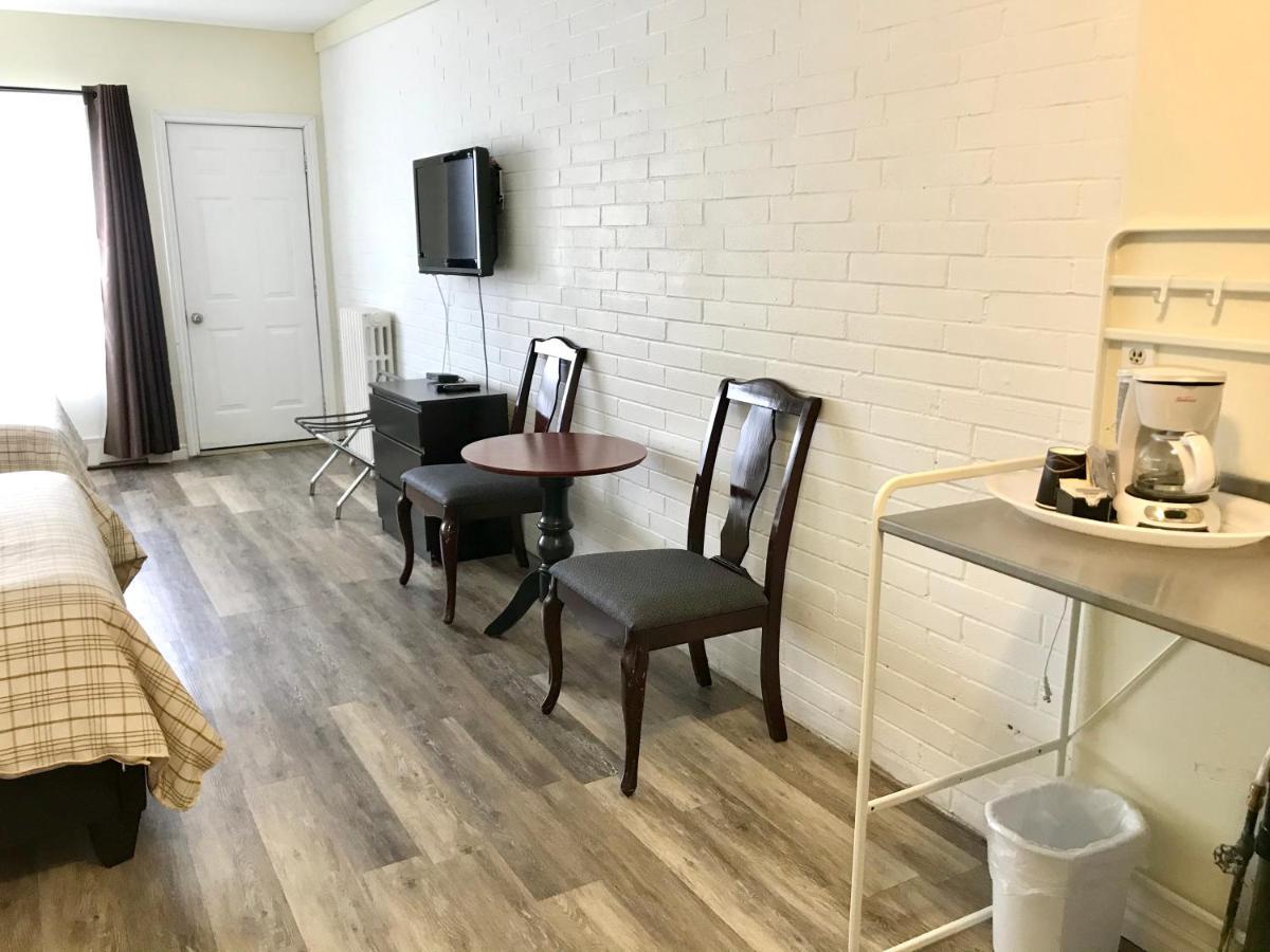 Lakeside Inn Orillia Zewnętrze zdjęcie