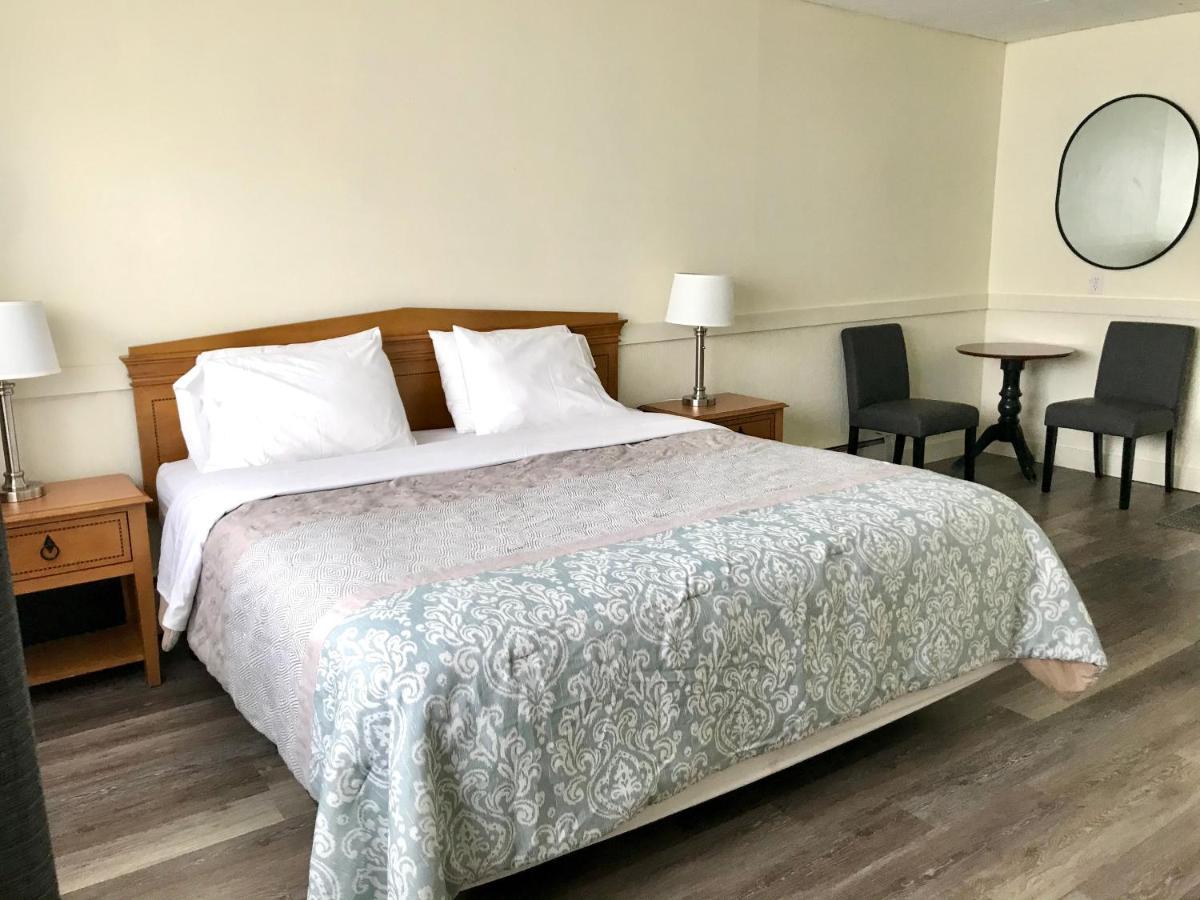 Lakeside Inn Orillia Zewnętrze zdjęcie