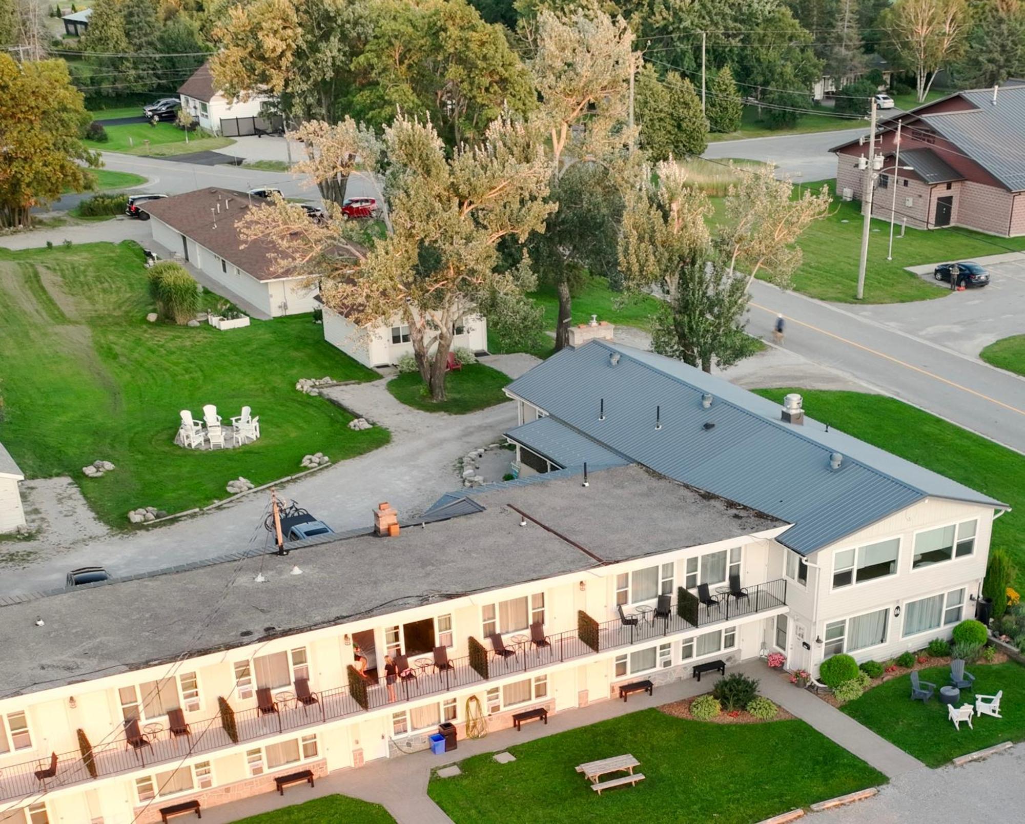 Lakeside Inn Orillia Zewnętrze zdjęcie