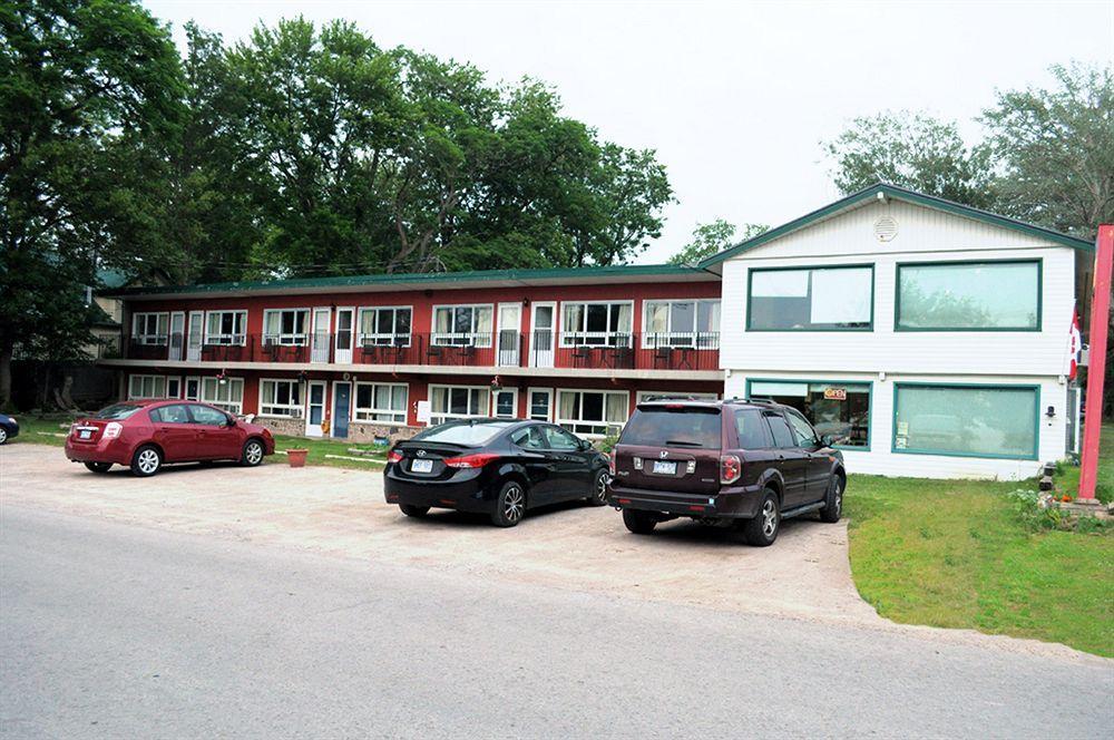 Lakeside Inn Orillia Zewnętrze zdjęcie