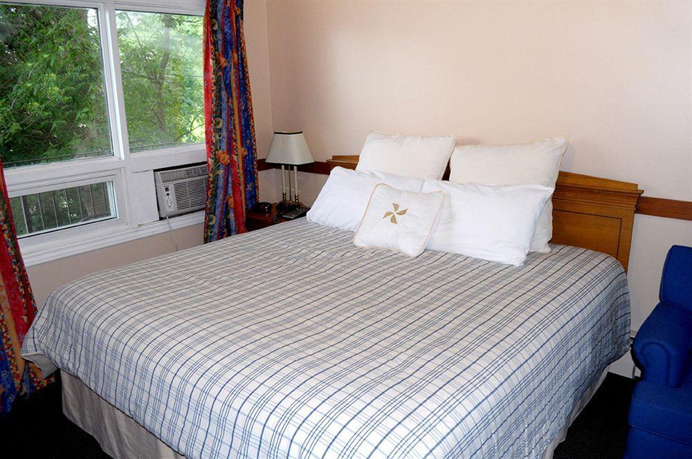 Lakeside Inn Orillia Zewnętrze zdjęcie