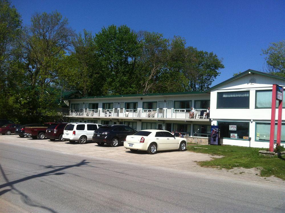 Lakeside Inn Orillia Zewnętrze zdjęcie
